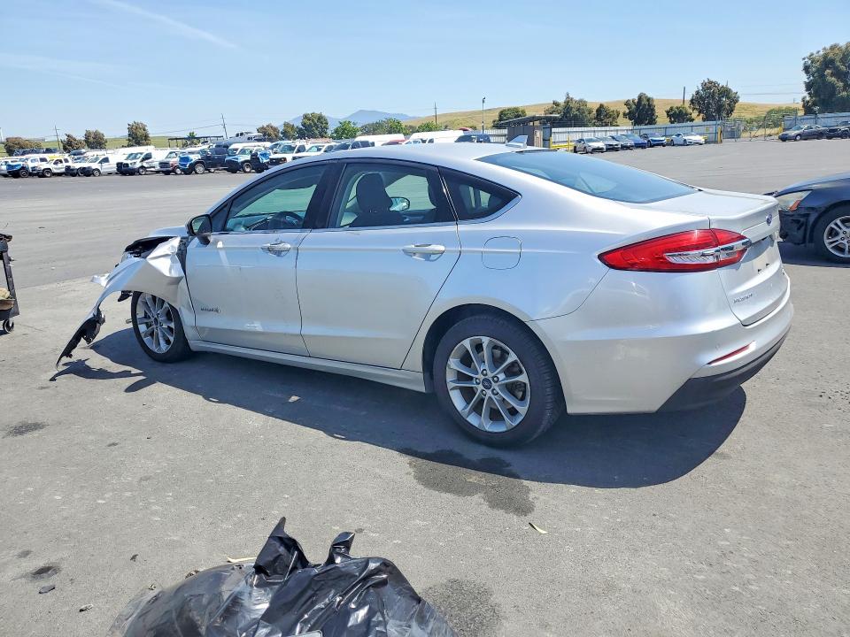 2019 Ford Fusion მანქანა იყიდება აუქციონზე, vin: 3FA6P0LU7KR105745, აუქციონის ნომერი: 53232216
