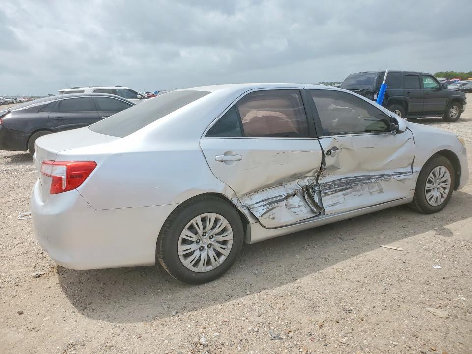 51917716 :رقم المزاد ، 4T4BF1FK9ER375232 vin ، 2014 Toyota Camry مزاد بيع