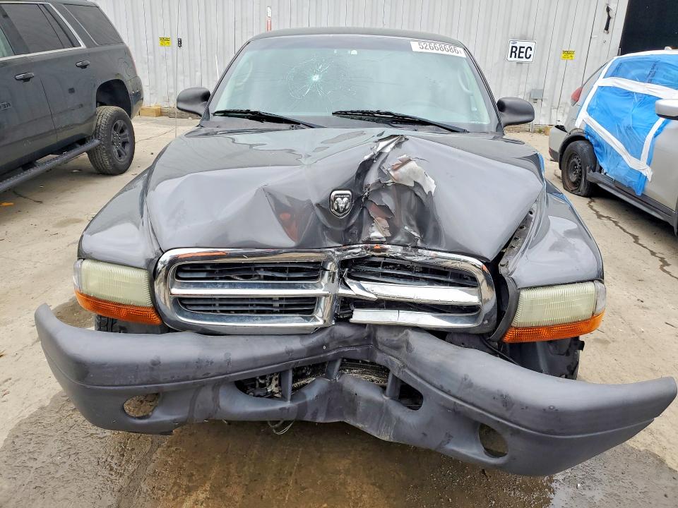 52668686 :رقم المزاد ، 1D7GL12K74S540150 vin ، 2004 Dodge Dakota مزاد بيع