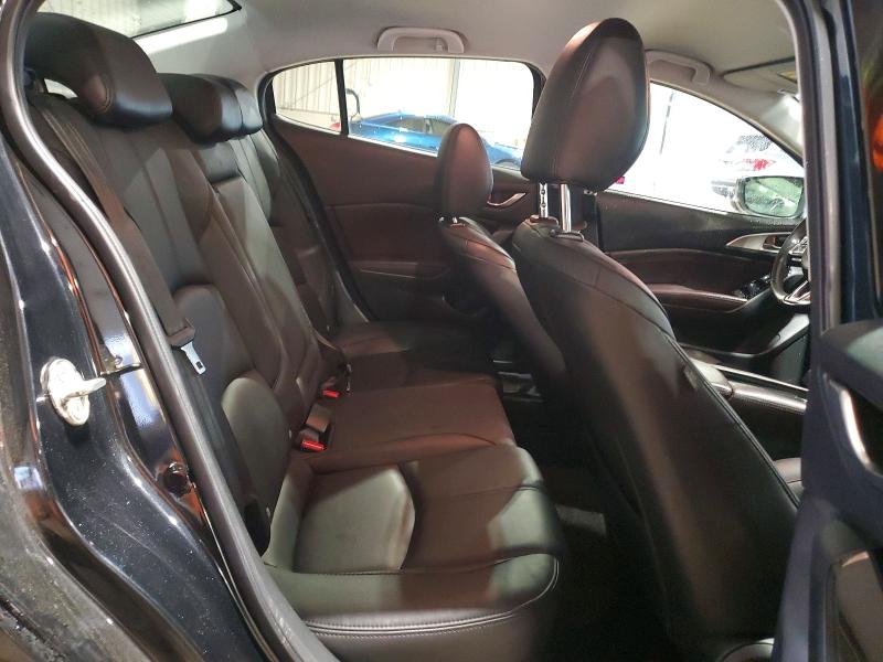 54855836 :رقم المزاد ، 3MZBN1V35JM188125 vin ، 2018 Mazda 3 مزاد بيع
