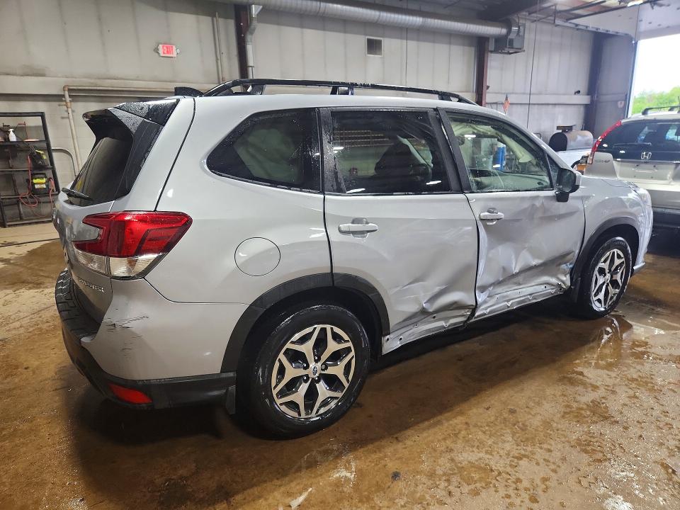 Продажа на аукционе авто 2024 Subaru Forester, vin: JF2SKACC8RH512555, номер лота: 53238336