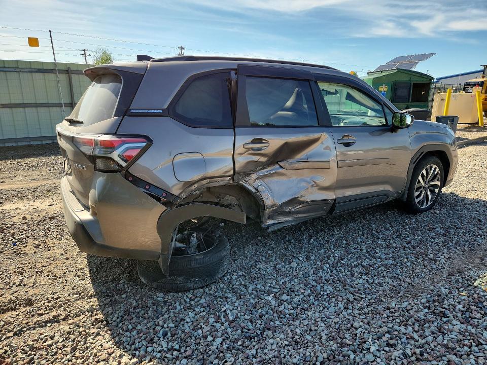 2025 Subaru Forester მანქანა იყიდება აუქციონზე, vin: JF2SLDTC7SH428134, აუქციონის ნომერი: 55184206