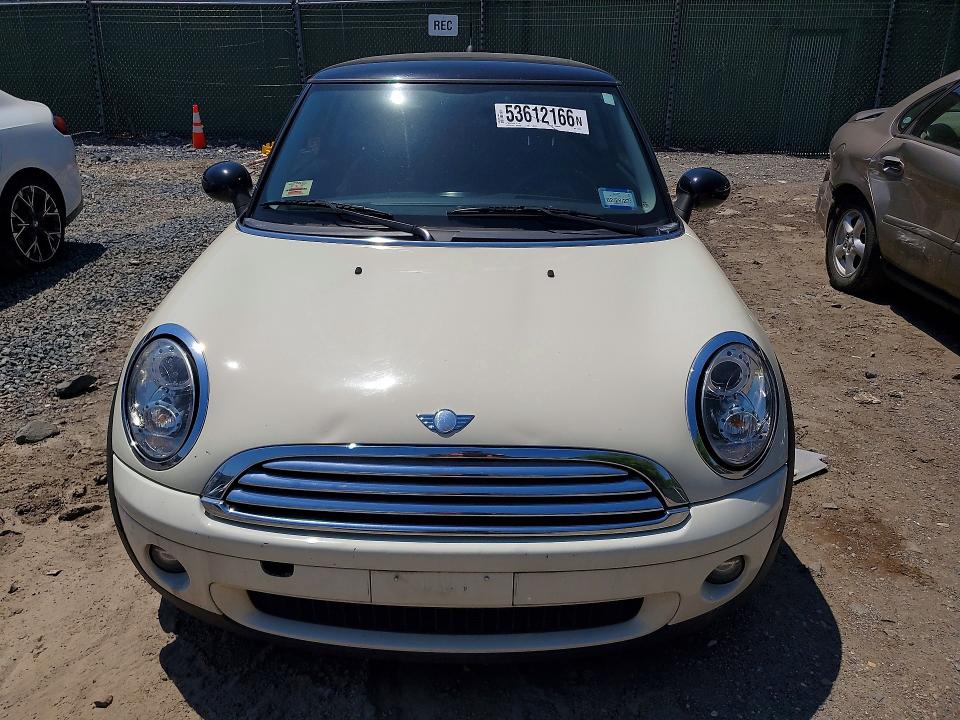 Продажа на аукционе авто 2008 Mini Cooper, vin: WMWMF33568TT65105, номер лота: 53612166