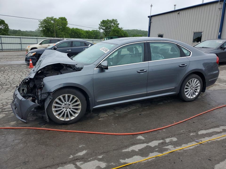 52452596 :رقم المزاد ، 1VWBT7A30GC035029 vin ، 2016 Volkswagen Passat مزاد بيع