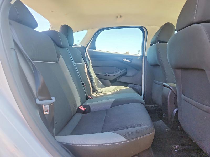 53577826 :رقم المزاد ، 1FADP3K23EL176324 vin ، 2014 Ford Focus مزاد بيع