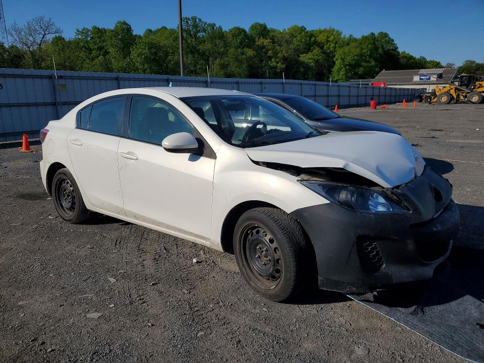 52180966 :رقم المزاد ، JM1BL1UP8D1835681 vin ، 2013 Mazda 3 مزاد بيع