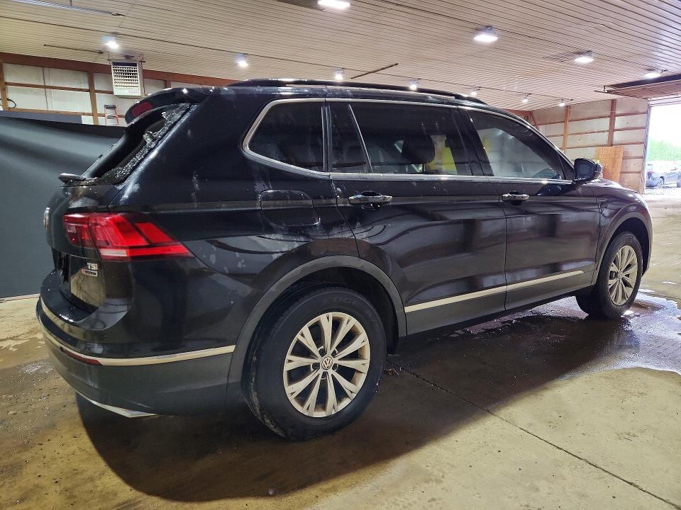 54273166 :رقم المزاد ، 3VV2B7AX3JM003739 vin ، 2018 Volkswagen Tiguan مزاد بيع