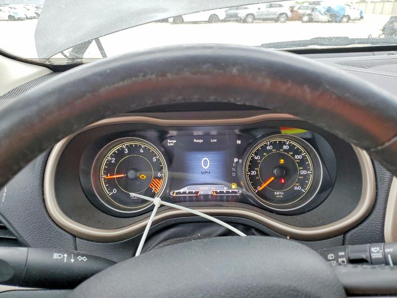Продажа на аукционе авто 2015 Jeep Cherokee, vin: 1C4PJMDB1FW606833, номер лота: 52612416