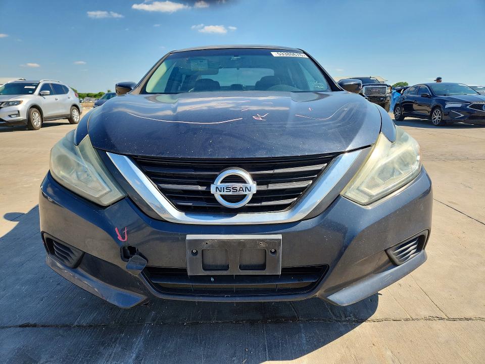 2016 Nissan Altima მანქანა იყიდება აუქციონზე, vin: 1N4AL3AP1GN366979, აუქციონის ნომერი: 53380676
