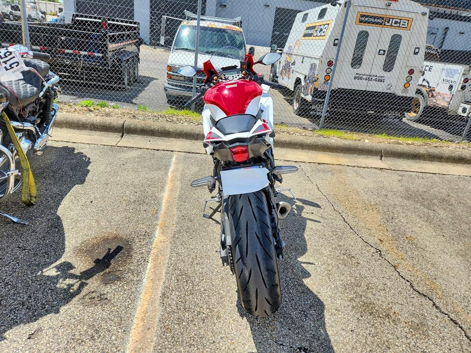 53272066 :رقم المزاد ، JYARM60E9TA000938 vin ، 2026 Yamaha Yzf690 مزاد بيع
