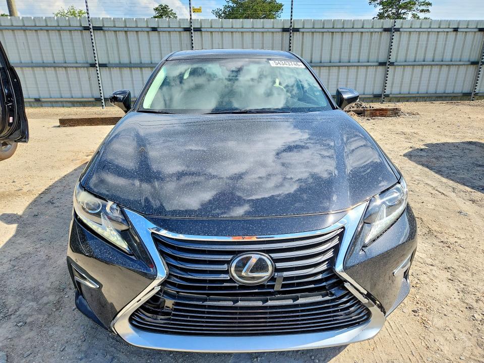 2016 Lexus Es მანქანა იყიდება აუქციონზე, vin: 58ABK1GG9GU017785, აუქციონის ნომერი: 54343746