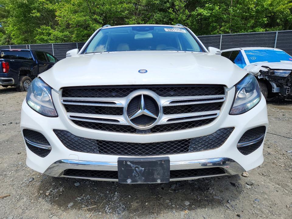 53011756 :رقم المزاد ، 4JGDA5HB7HA876860 vin ، 2017 Mercedes-benz Gle مزاد بيع