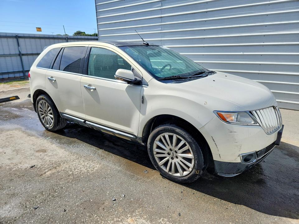 52913916 :رقم المزاد ، 2LMDJ8JK9DBL29944 vin ، 2013 Lincoln Mkx مزاد بيع