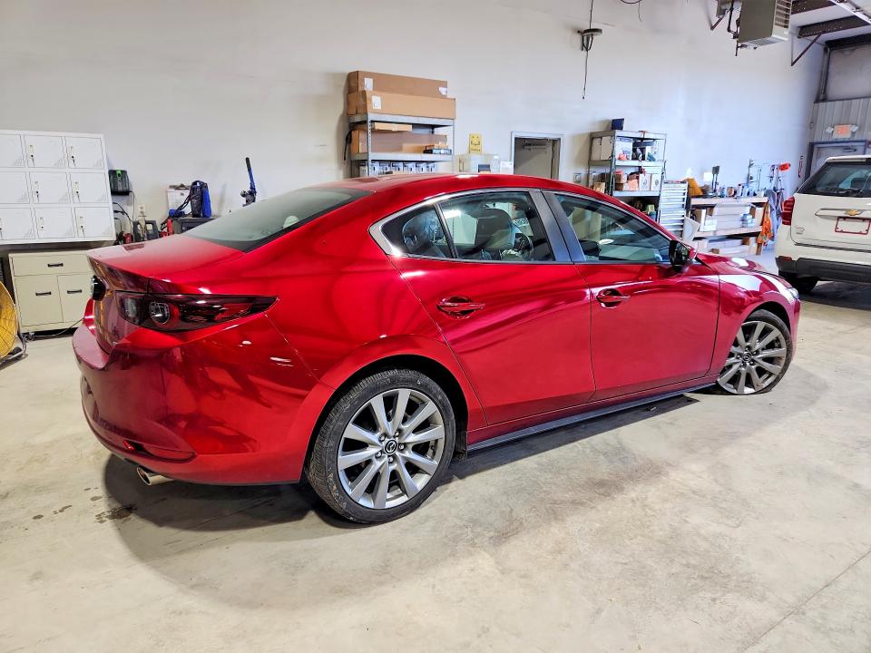 Продажа на аукционе авто 2023 Mazda 3, vin: 3MZBPACM0PM381555, номер лота: 54320036