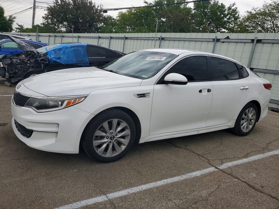 Продажа на аукционе авто 2017 Kia Optima, vin: 5XXGT4L31HG121956, номер лота: 53991106