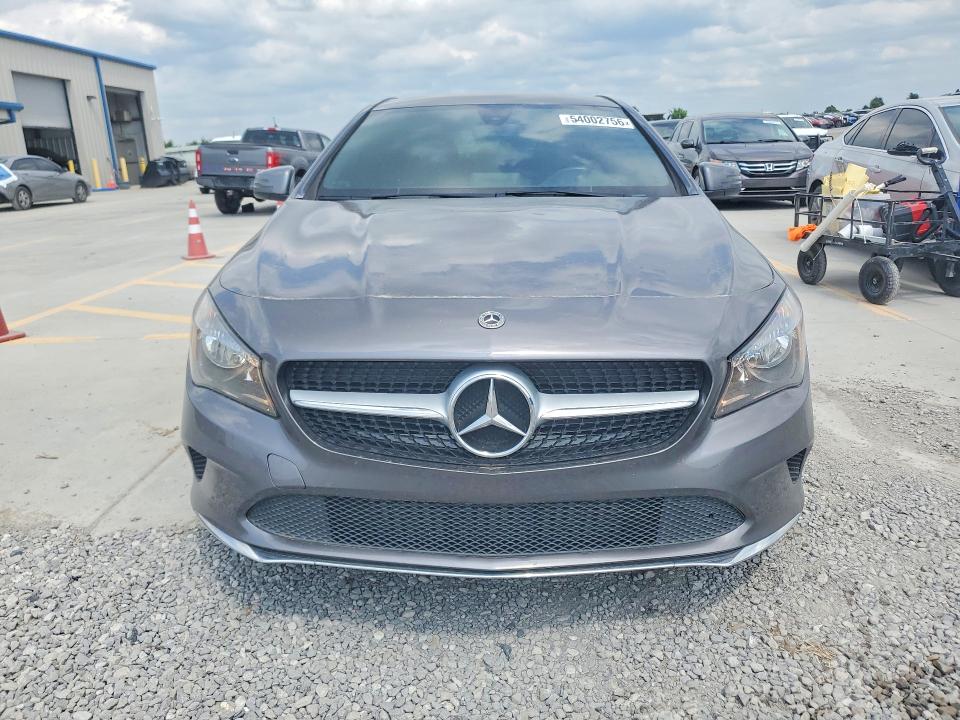 54002756 :رقم المزاد ، WDDSJ4GB8JN524088 vin ، 2018 Mercedes-benz Cla مزاد بيع