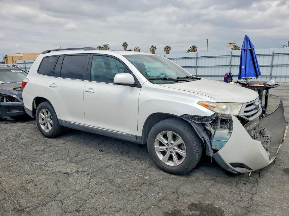 2011 Toyota Highlander მანქანა იყიდება აუქციონზე, vin: 5TDZK3EH8BS025780, აუქციონის ნომერი: 54890746