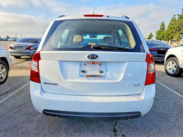 49340046 :رقم المزاد ، KNAFG525087198087 vin ، 2008 Kia Rondo مزاد بيع