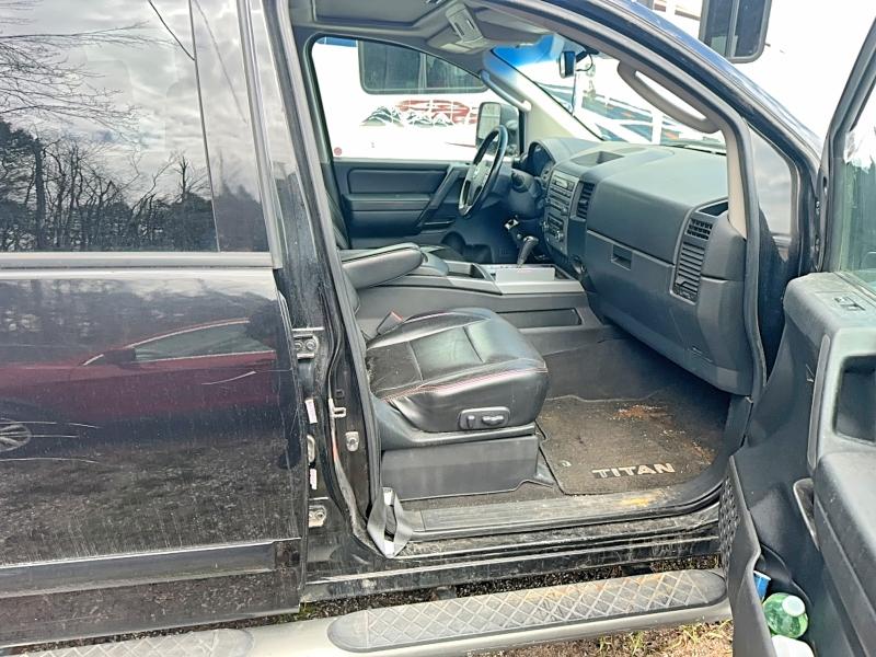 53134666 :رقم المزاد ، 1N6AA07C18N341467 vin ، 2008 Nissan Titan مزاد بيع