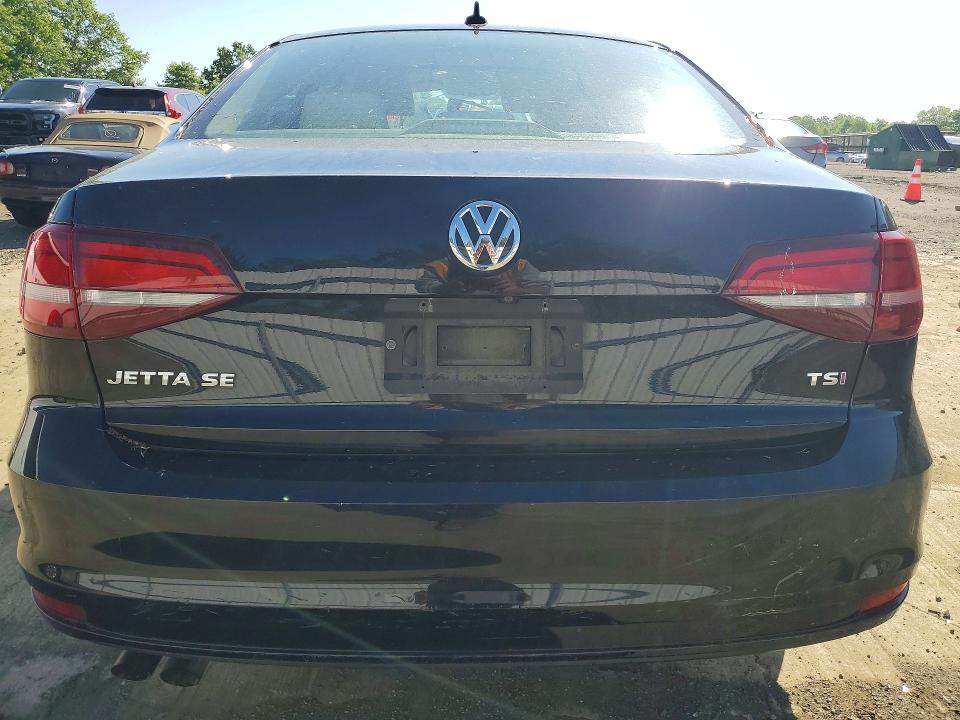 52410026 :رقم المزاد ، 3VWDB7AJ4HM250181 vin ، 2017 Volkswagen Jetta مزاد بيع