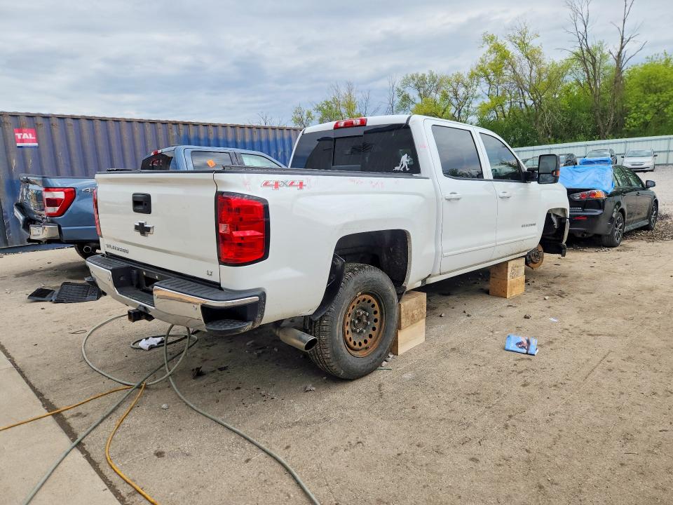 Продаж на аукціоні авто 2017 Chevrolet Silverado, vin: 3GCUKREC0HG272767, номер лоту: 53230146