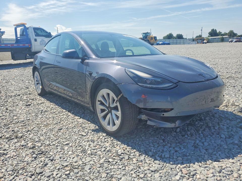 52665706 :رقم المزاد ، 5YJ3E1EA4MF048243 vin ، 2021 Tesla Model 3 مزاد بيع