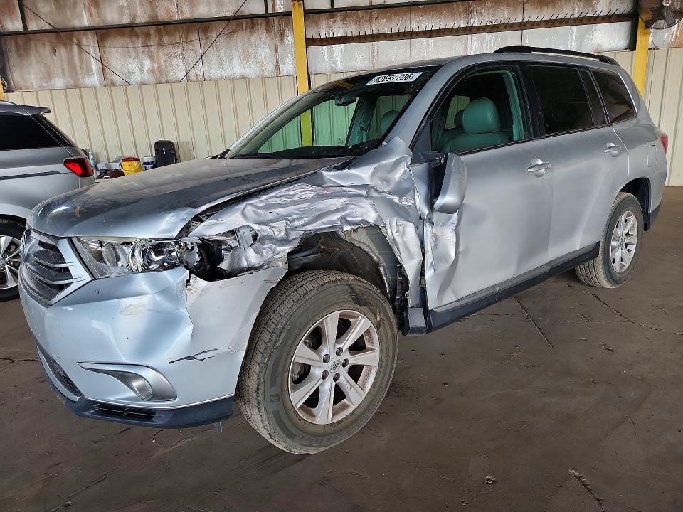 52697706 :رقم المزاد ، 5TDZK3EH0DS121759 vin ، 2013 Toyota Highlander مزاد بيع
