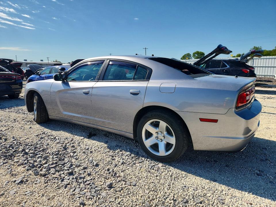 53003506 :رقم المزاد ، 2C3CDXAT2DH593692 vin ، 2013 Dodge Charger مزاد بيع