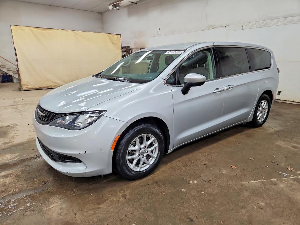 Продаж на аукціоні авто 2022 Chrysler Voyager, vin: 2C4RC1CG5NR165763, номер лоту: 54854766