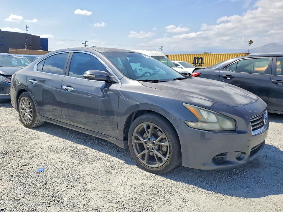 55100776 :رقم المزاد ، 1N4AA5AP3CC822777 vin ، 2012 Nissan Maxima مزاد بيع
