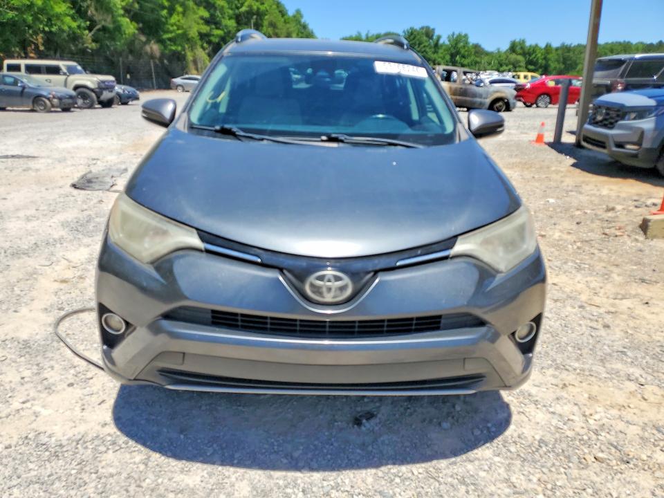 2017 Toyota Rav4 მანქანა იყიდება აუქციონზე, vin: JTMWFREV7HD096568, აუქციონის ნომერი: 53168246