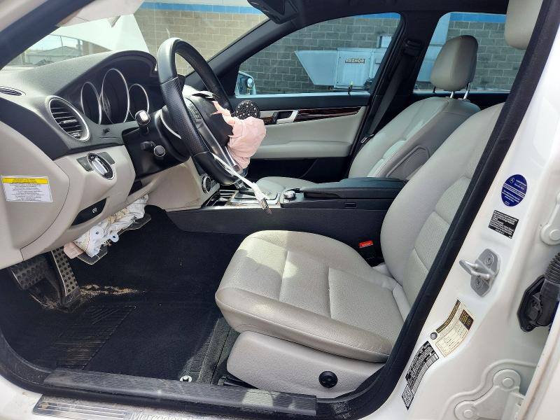 54816456 :رقم المزاد ، WDDGF8AB5DG075176 vin ، 2013 Mercedes-benz C مزاد بيع