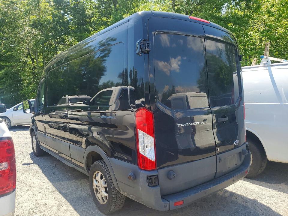 51818306 :رقم المزاد ، 1FTYR2CM5GKB54382 vin ، 2016 Ford Transit مزاد بيع