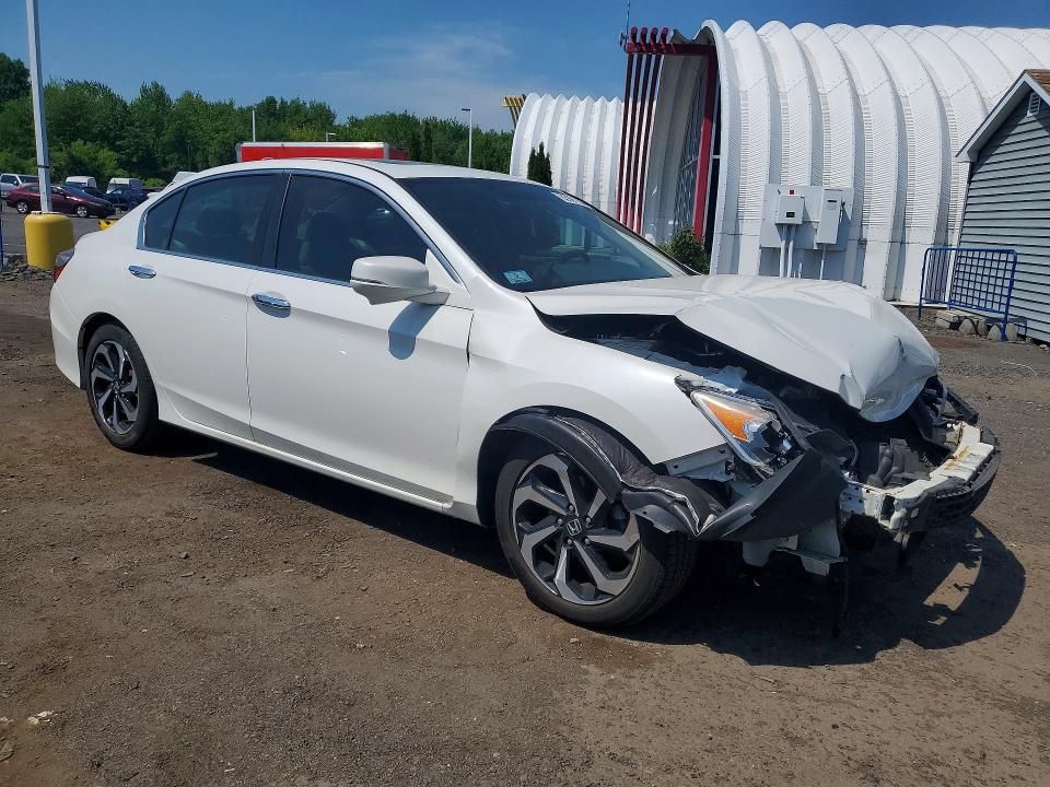 53567236 :رقم المزاد ، 1HGCR2F71HA020512 vin ، 2017 Honda Accord مزاد بيع