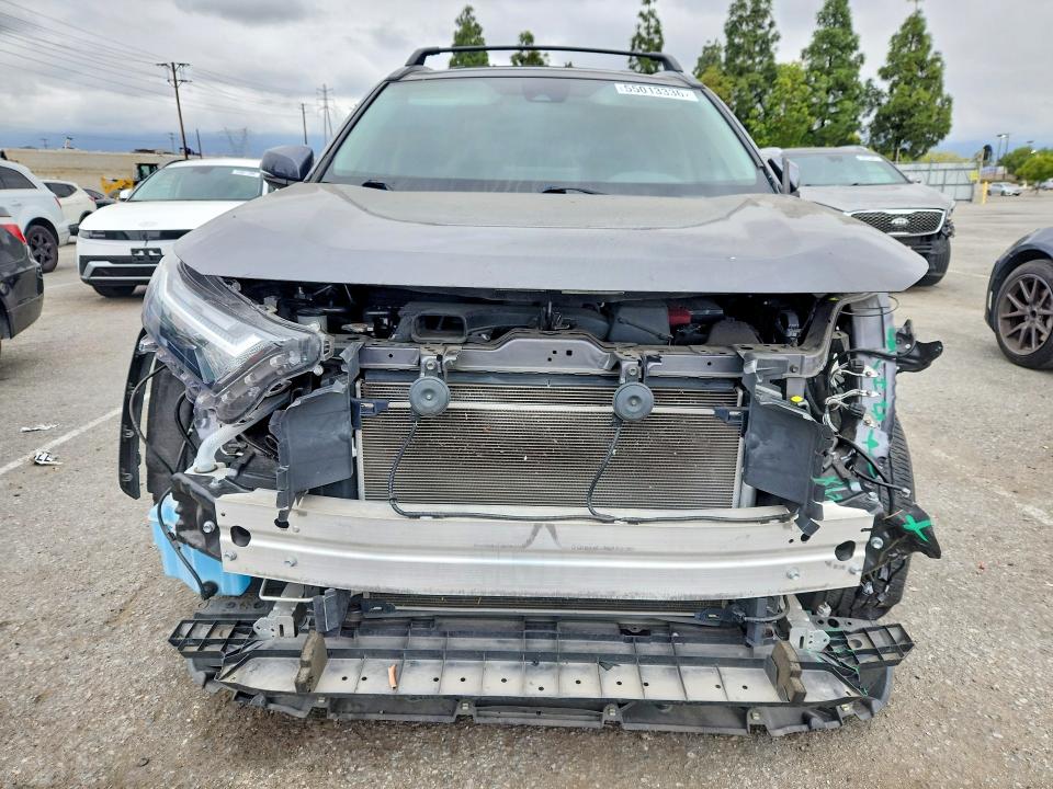 2022 Toyota Rav4 მანქანა იყიდება აუქციონზე, vin: 2T3W1RFV1NC184920, აუქციონის ნომერი: 55013336