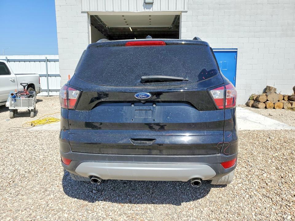 Продажа на аукционе авто 2018 Ford Escape, vin: 1FMCU9GD7JUB16929, номер лота: 53633146