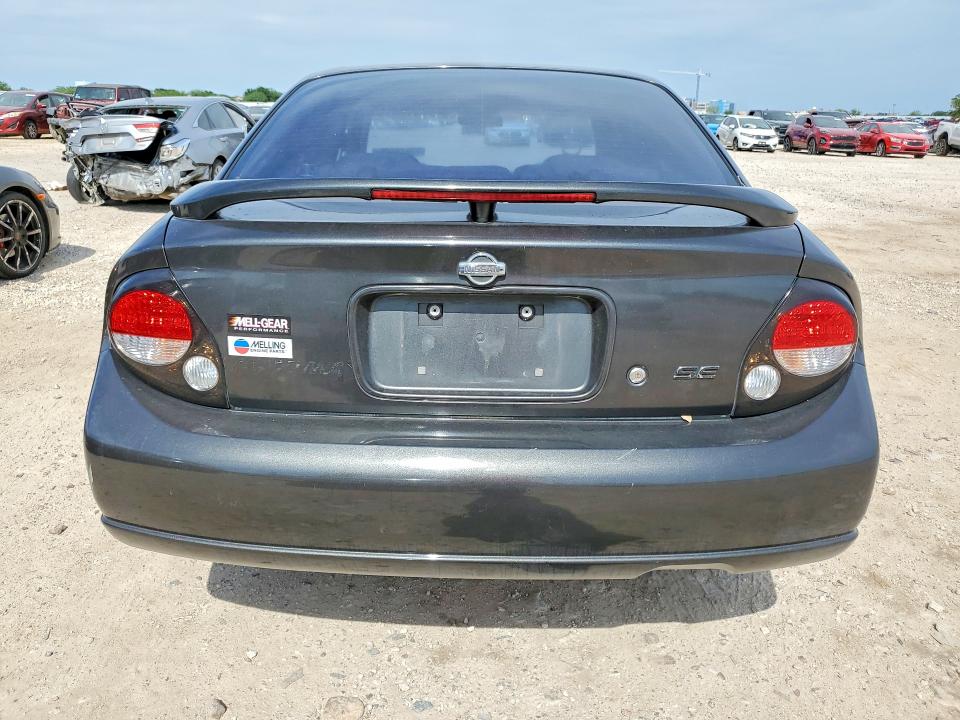 53740746 :رقم المزاد ، JN1CA31AXYT013631 vin ، 2000 Nissan Maxima مزاد بيع