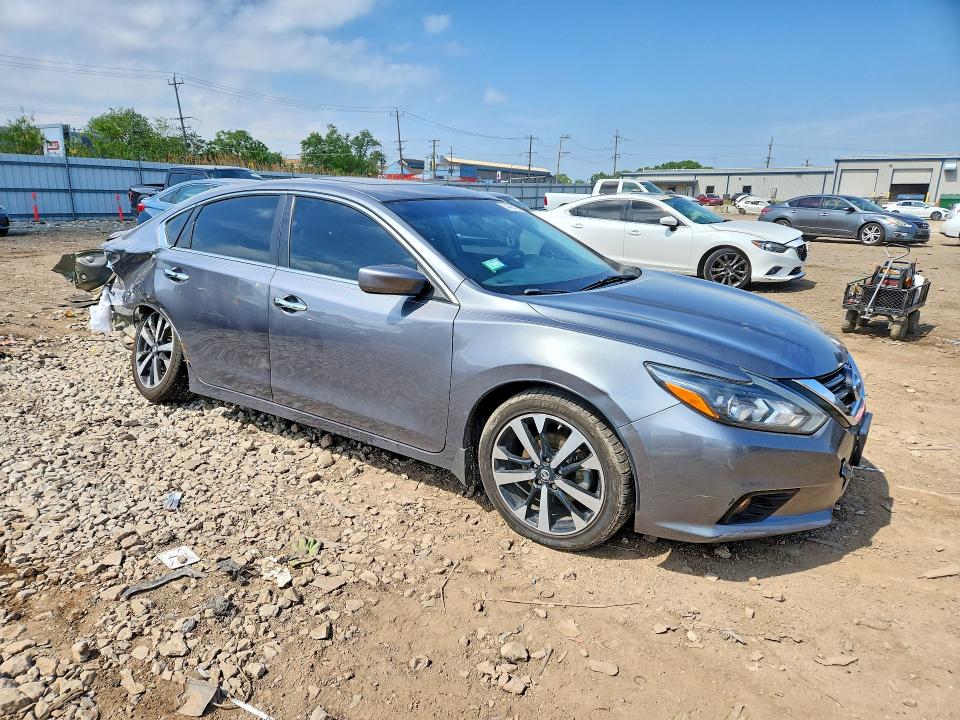 Продажа на аукционе авто 2018 Nissan Altima, vin: 1N4AL3AP8JC117484, номер лота: 54498186