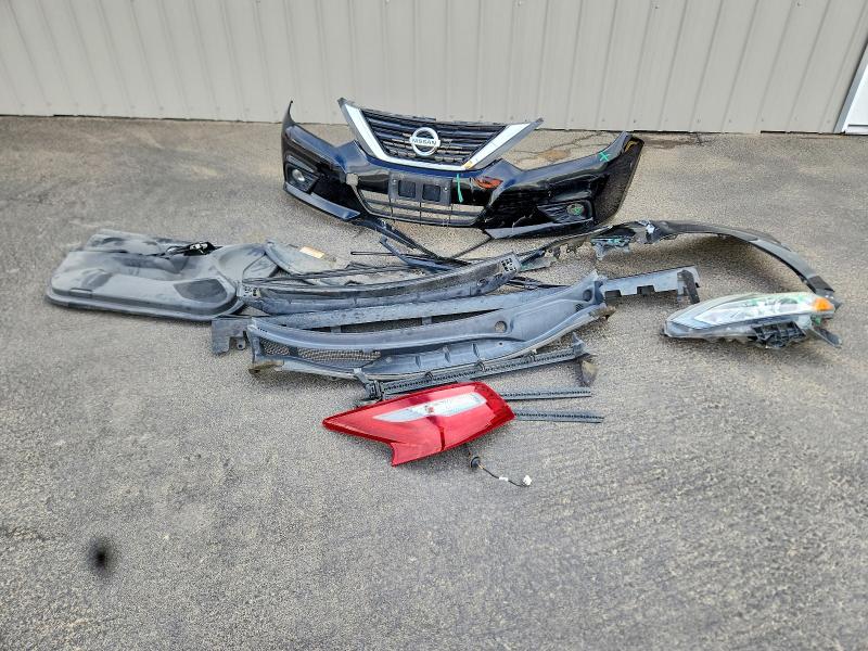 55179726 :رقم المزاد ، 1N4AL3APXJC242678 vin ، 2018 Nissan Altima مزاد بيع