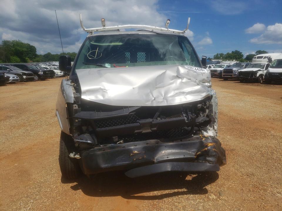 2005 Chevrolet Express G1500 მანქანა იყიდება აუქციონზე, vin: 1GCFG15X151215924, აუქციონის ნომერი: 53814426
