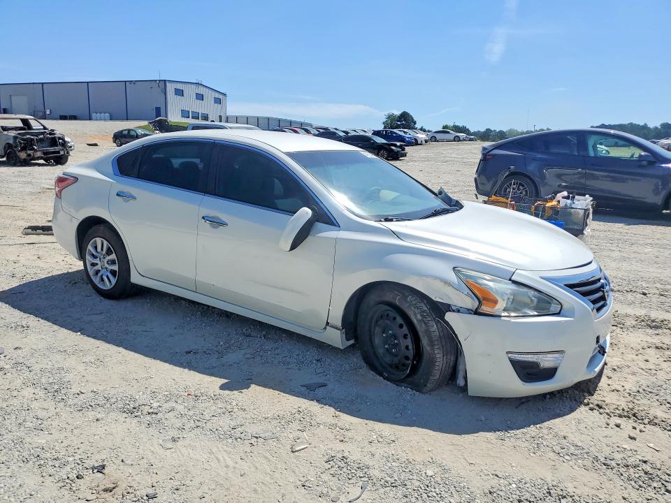 2014 Nissan Altima მანქანა იყიდება აუქციონზე, vin: 1N4AL3AP0EC136424, აუქციონის ნომერი: 54162446