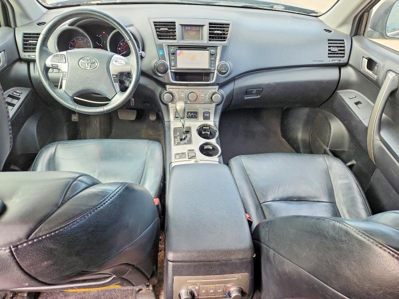 2013 Toyota Highlander მანქანა იყიდება აუქციონზე, vin: 5TDBK3EH2DS232900, აუქციონის ნომერი: 55018616