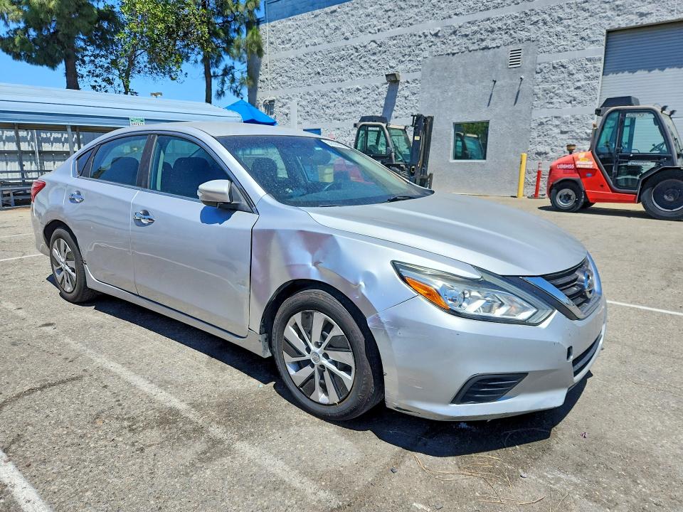 Продажа на аукционе авто 2016 Nissan Altima, vin: 1N4AL3APXGN369542, номер лота: 54336846