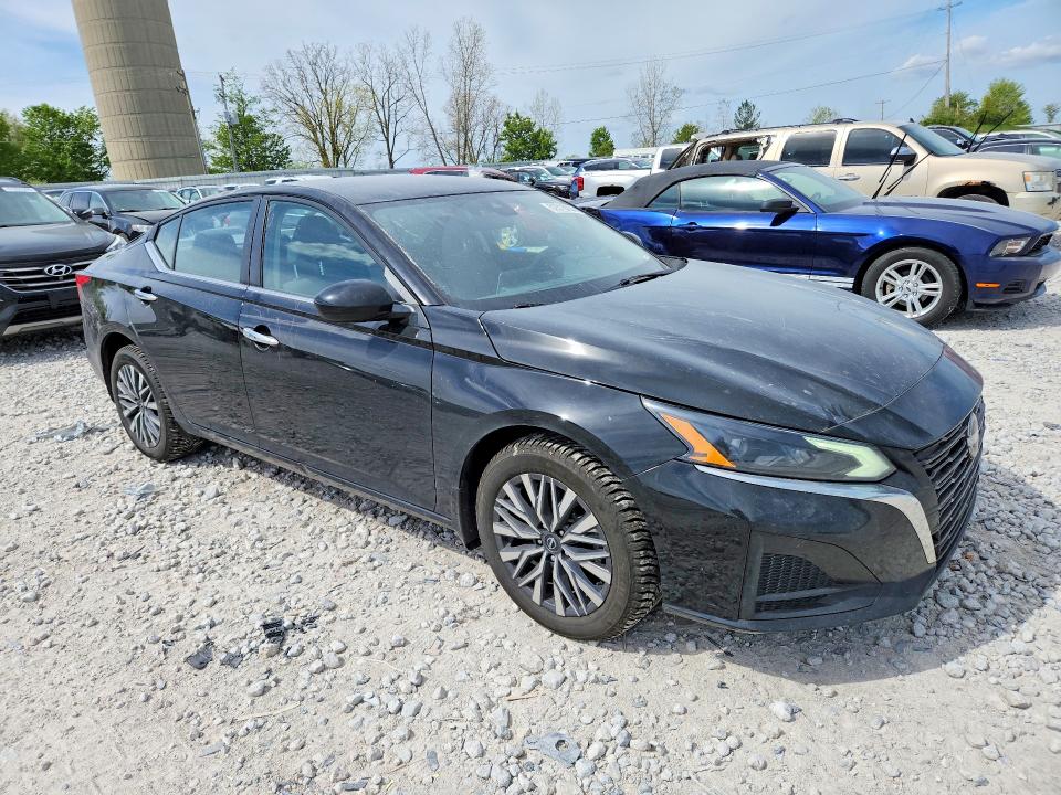 2023 Nissan Altima მანქანა იყიდება აუქციონზე, vin: 1N4BL4DW4PN394661, აუქციონის ნომერი: 52518556