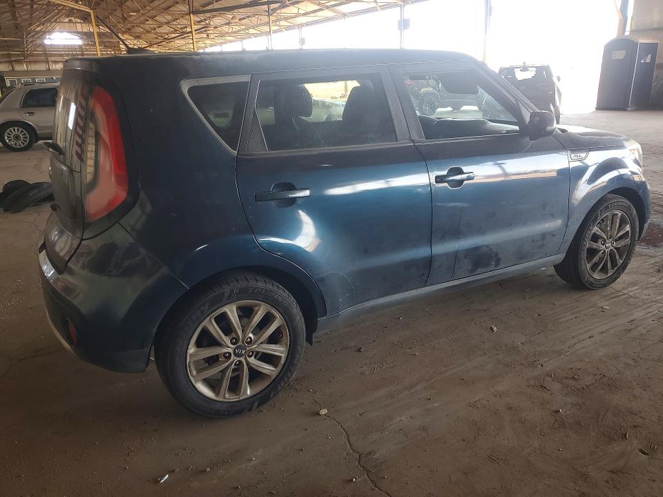 52960966 :رقم المزاد ، KNDJP3A5XH7464279 vin ، 2017 Kia Soul مزاد بيع