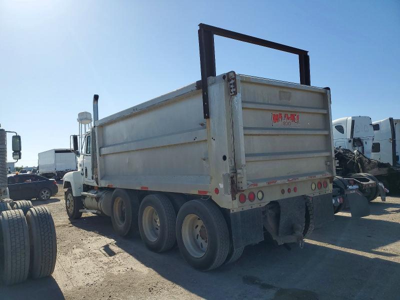 Продаж на аукціоні авто 1999 Mack 600, vin: 1M2AA18C8XW102204, номер лоту: 51660056