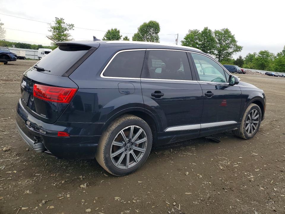 2017 Audi Q7 მანქანა იყიდება აუქციონზე, vin: WA1AHAF73HD038344, აუქციონის ნომერი: 53193366