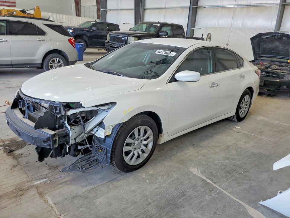 Продажа на аукционе авто 2015 Nissan Altima, vin: 1N4AL3AP4FN395374, номер лота: 54470696