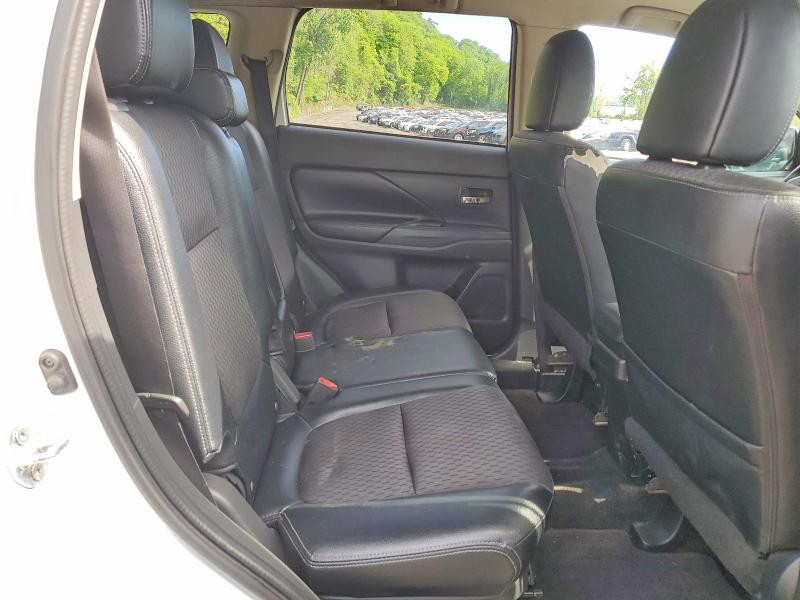 Продаж на аукціоні авто 2015 Mitsubishi Outlander, vin: JA4AZ3A3XFZ000901, номер лоту: 53029546