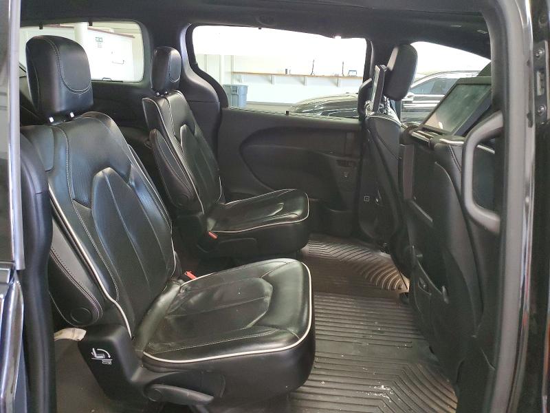 52215296 :رقم المزاد ، 2C4RC1GG6JR165128 vin ، 2018 Chrysler Pacifica مزاد بيع